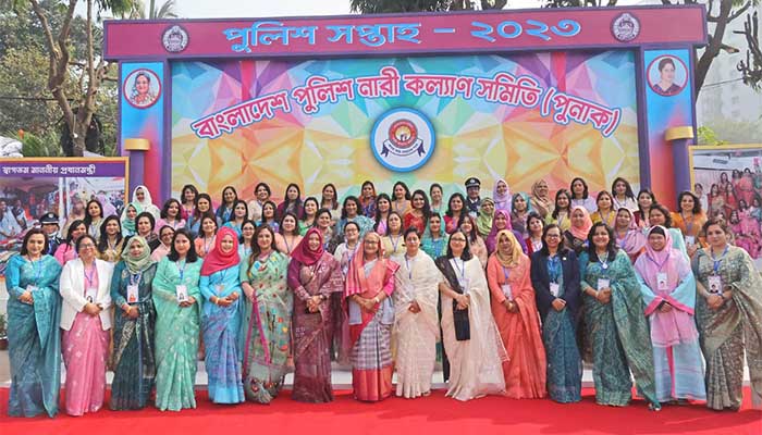 পুলিশ